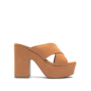LET ME BE A LADY X BAND CHUNK HEEL