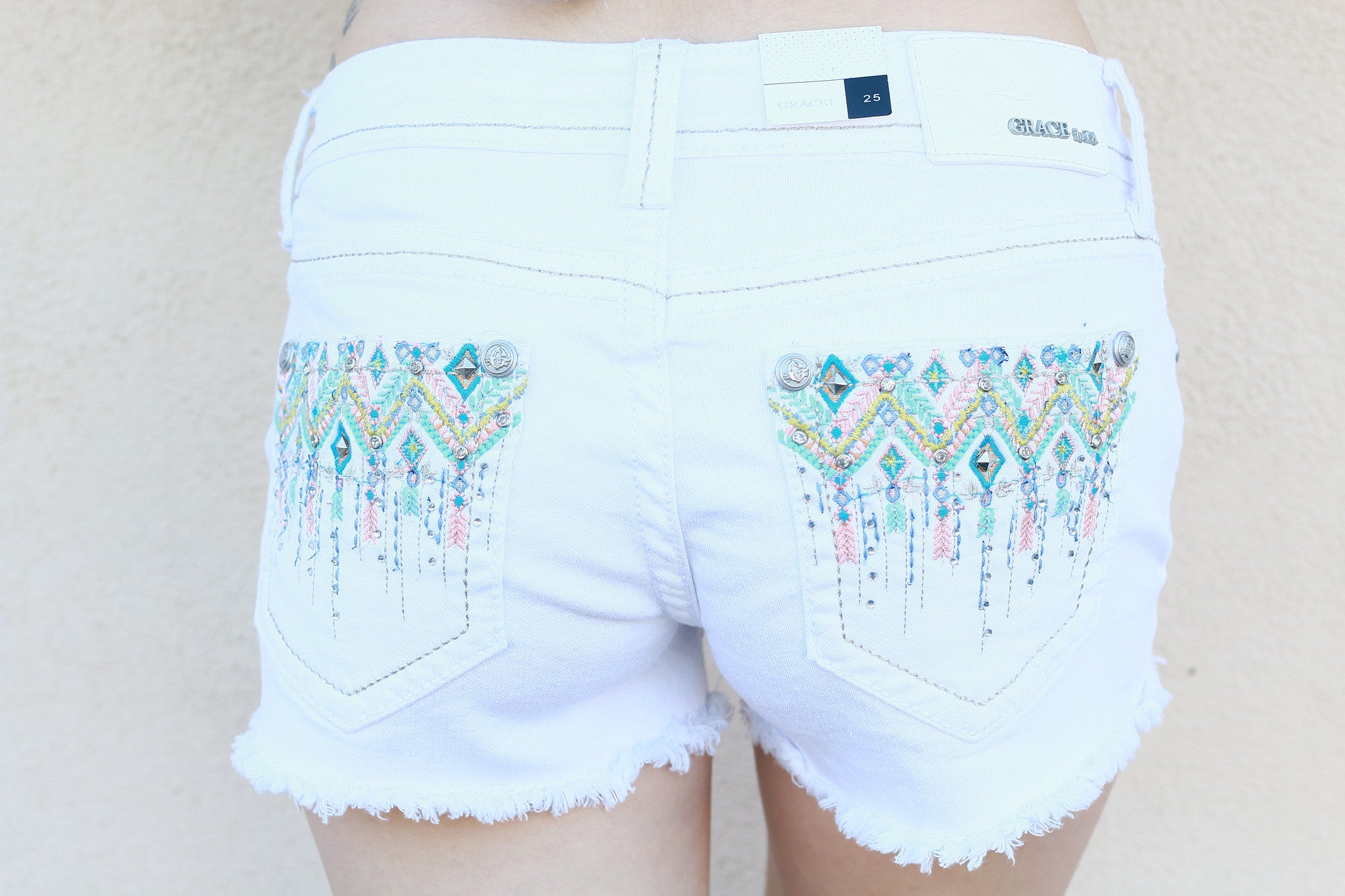 GRACE IN L.A. SPRING SHOWERS WHITE CUTOFF SHORTS - decadenceboutique - 3