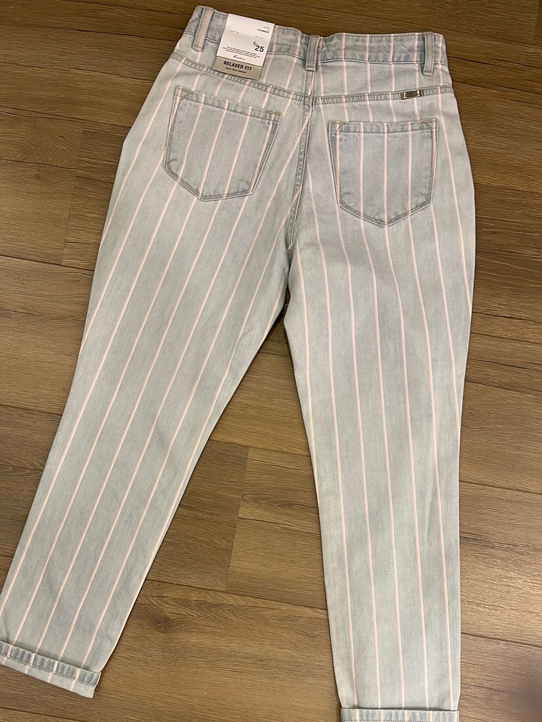 Venice Beach Relaxed Straight Fit Cuffed Jeans